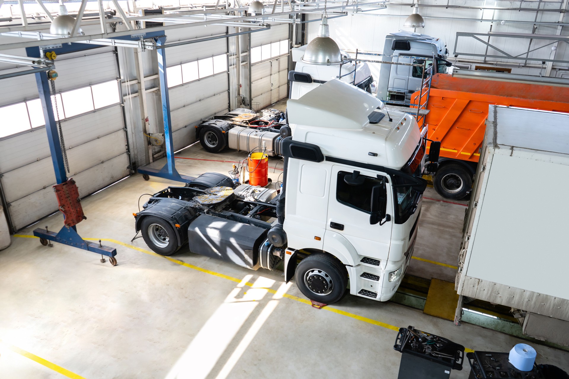 Truck repair in garage service
